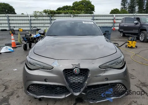 2023 Alfa Romeo Giulia Sprint z USA, uszkodzony, nr VIN ZARFAMAN5P7670336